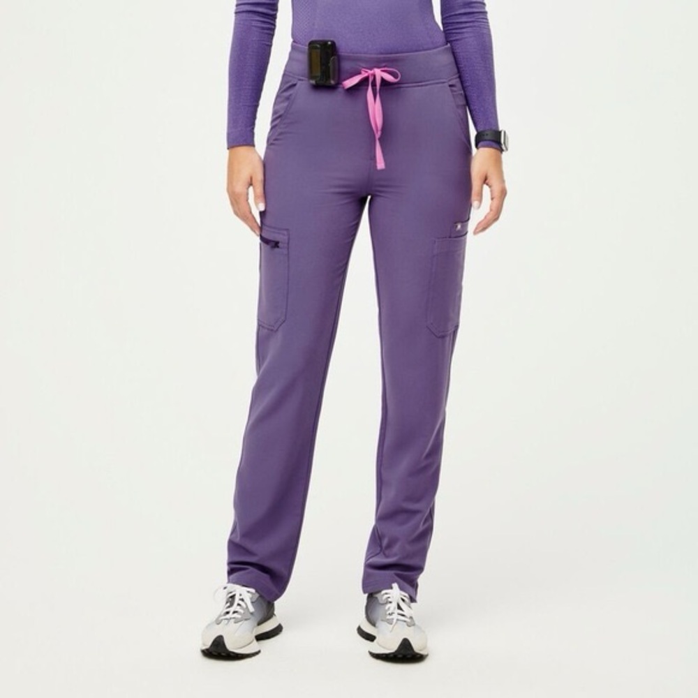 Medium petite scrub pants